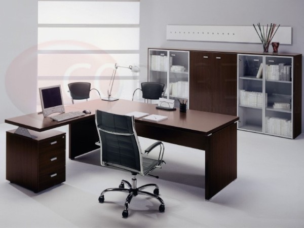 Bureau tower avec retour posé sur caisson