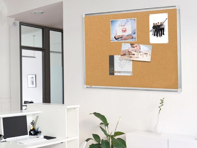 Tableau liège d'affichage 